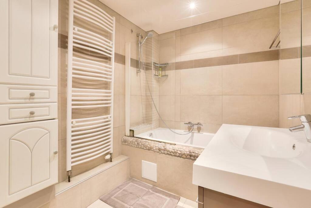 Appartement Spacieux Au Coeur De Strasbourg Luaran gambar
